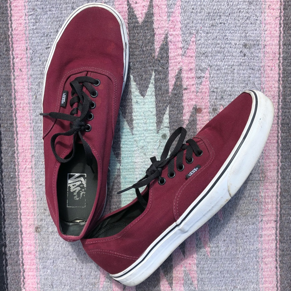 🔺Dark Red Vans 🔺